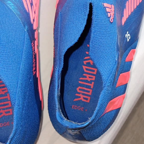 Predator Edge+ Cleats - Picture 8 of 8